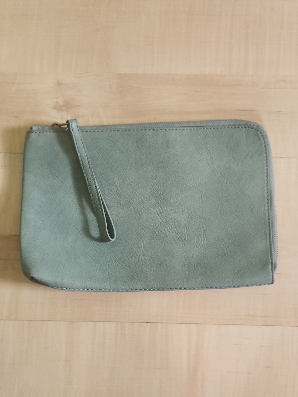 Universal Thread Pouch